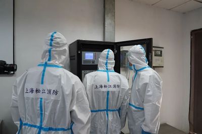 松江消防主動上門，助力企業(yè)復(fù)工復(fù)產(chǎn)，嚴把防火安全關(guān)